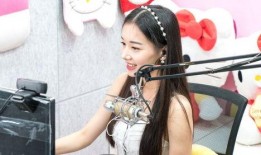 娱乐吃瓜主播真假视频在线观看,真假视频在线观看，带你领略幕后真相